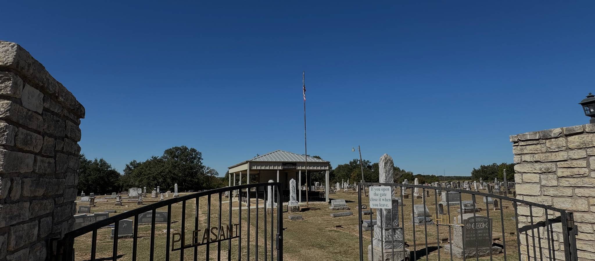 Pleasant Hill Cemetery (Nolanville) view